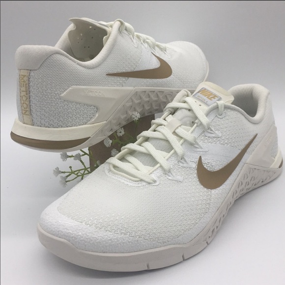 NIKE WMNS METCON 4 CHMP sail/metallic gold - Picture 8 of 8